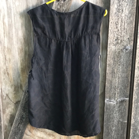 [Glam] Silk Tank Top - Picture 7 of 9